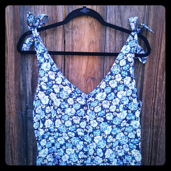 Romper - Picture 2 of 2